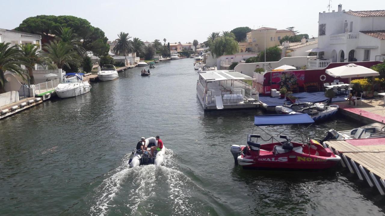 Estudio Seafront Miami 210 Empuriabrava Dış mekan fotoğraf